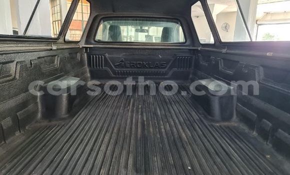 Acheter Occasion Voiture Toyota Hilux Blanc à Maseru, Maseru Acheter Occasion Voiture Toyota Hilux Blanc à Maseru, Maseru