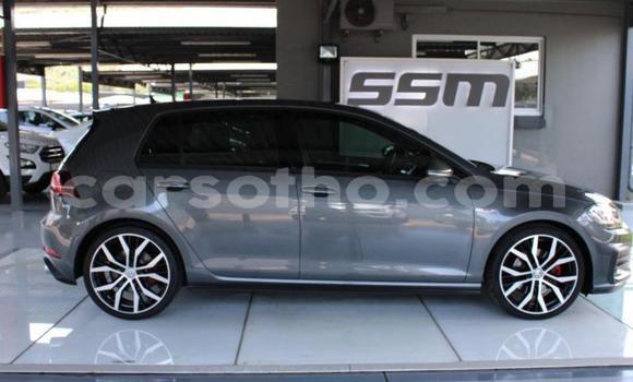 Sayi Na hannu Volkswagen Golf Silver Mota in Maseru a Maseru Sayi Na hannu Volkswagen Golf Silver Mota in Maseru a Maseru