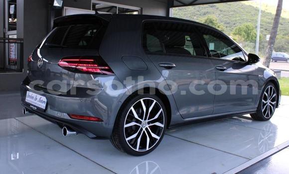 Sayi Na hannu Volkswagen Golf Silver Mota in Maseru a Maseru Sayi Na hannu Volkswagen Golf Silver Mota in Maseru a Maseru