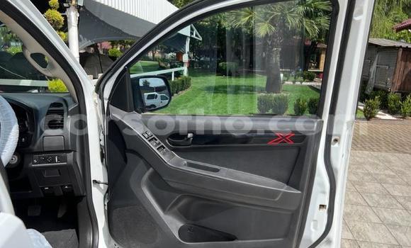 Buy Used Isuzu KB White Car in Maseru in Maseru Buy Used Isuzu KB White Car in Maseru in Maseru