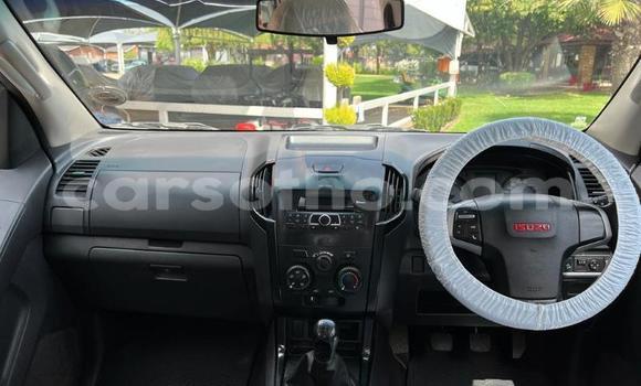 Buy Used Isuzu KB White Car in Maseru in Maseru Buy Used Isuzu KB White Car in Maseru in Maseru