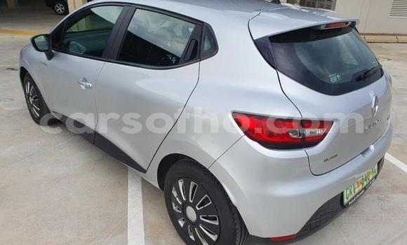 Sayi Na hannu Renault Clio Silver Mota in Maseru a Maseru Sayi Na hannu Renault Clio Silver Mota in Maseru a Maseru