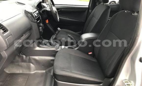 اشتري مستعمل Isuzu D–MAX Silver سيارة في Butha Buthe في Butha-Buthe اشتري مستعمل Isuzu D–MAX Silver سيارة في Butha Buthe في Butha-Buthe