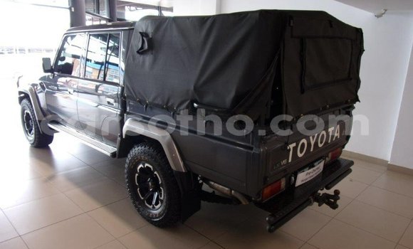 اشتري مستعمل Toyota Land Cruiser Black سيارة في Maseru في Maseru اشتري مستعمل Toyota Land Cruiser Black سيارة في Maseru في Maseru