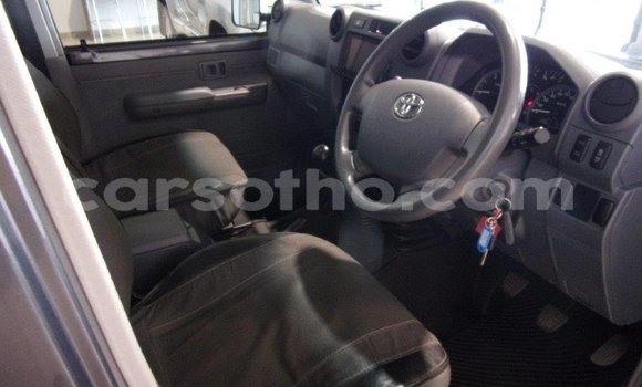 اشتري مستعمل Toyota Land Cruiser Black سيارة في Maseru في Maseru اشتري مستعمل Toyota Land Cruiser Black سيارة في Maseru في Maseru