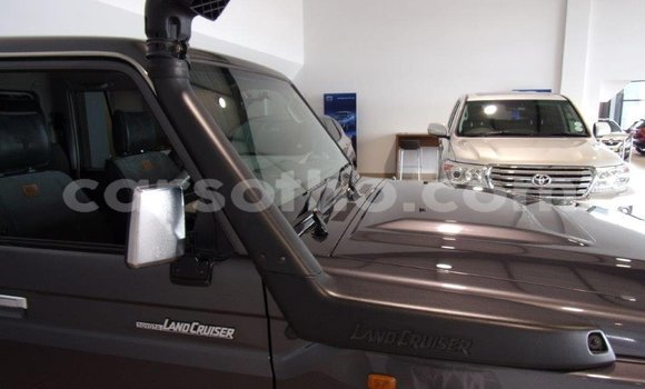اشتري مستعمل Toyota Land Cruiser Black سيارة في Maseru في Maseru اشتري مستعمل Toyota Land Cruiser Black سيارة في Maseru في Maseru
