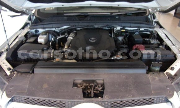 اشتري مستعمل Mercedes-Benz 250 White سيارة في Maseru في Maseru اشتري مستعمل Mercedes-Benz 250 White سيارة في Maseru في Maseru