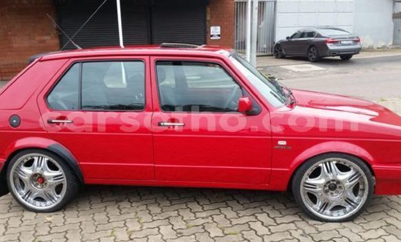 Sayi Na hannu Volkswagen Golf Red Mota in Maseru a Maseru Sayi Na hannu Volkswagen Golf Red Mota in Maseru a Maseru