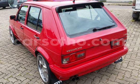 Sayi Na hannu Volkswagen Golf Red Mota in Maseru a Maseru Sayi Na hannu Volkswagen Golf Red Mota in Maseru a Maseru