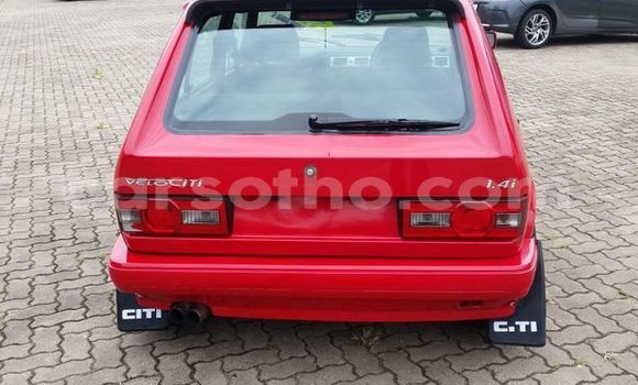 Sayi Na hannu Volkswagen Golf Red Mota in Maseru a Maseru Sayi Na hannu Volkswagen Golf Red Mota in Maseru a Maseru