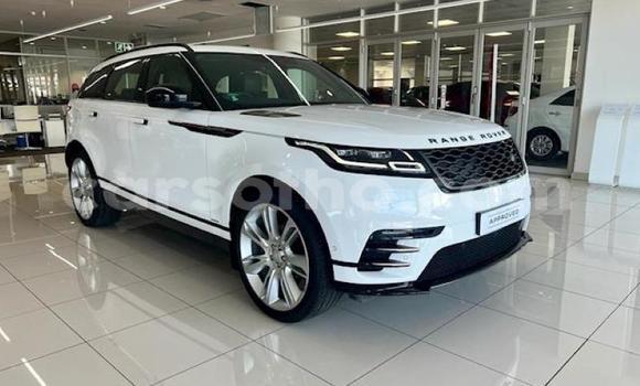 Buy Used Land Rover Range Rover Velar White Car in Butha Buthe in Butha-Buthe Buy Used Land Rover Range Rover Velar White Car in Butha Buthe in Butha-Buthe