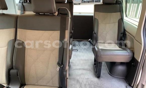 اشتري مستعمل Toyota Hiace White سيارة في Maseru في Maseru اشتري مستعمل Toyota Hiace White سيارة في Maseru في Maseru