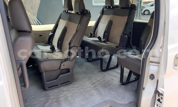 اشتري مستعمل Toyota Hiace White سيارة في Maseru في Maseru اشتري مستعمل Toyota Hiace White سيارة في Maseru في Maseru