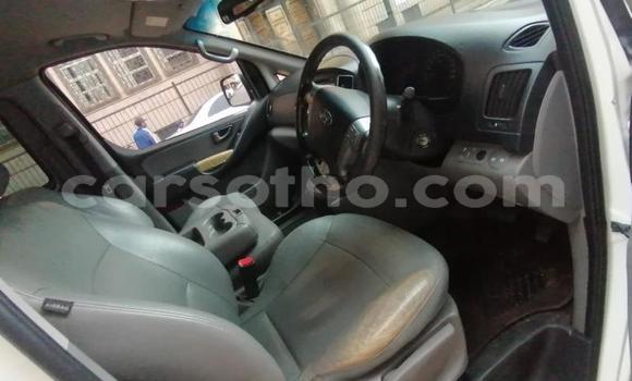 اشتري مستعمل Hyundai H1 White سيارة في Maseru في Maseru اشتري مستعمل Hyundai H1 White سيارة في Maseru في Maseru