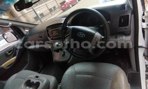 اشتري مستعمل Hyundai H1 White سيارة في Maseru في Maseru اشتري مستعمل Hyundai H1 White سيارة في Maseru في Maseru