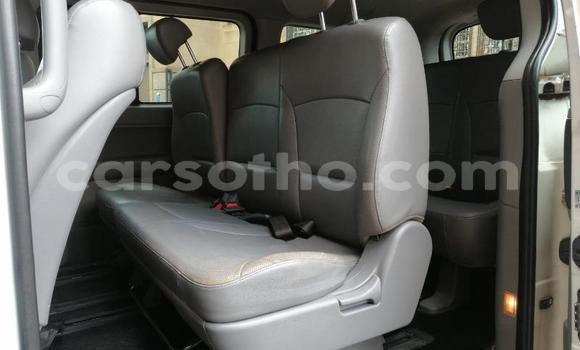 اشتري مستعمل Hyundai H1 White سيارة في Maseru في Maseru اشتري مستعمل Hyundai H1 White سيارة في Maseru في Maseru
