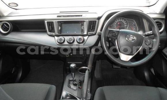 Sayi Na hannu Toyota RAV4 Red Mota in Maseru a Maseru Sayi Na hannu Toyota RAV4 Red Mota in Maseru a Maseru