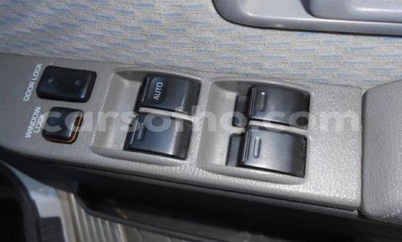 Sayi Na hannu Toyota Land Cruiser White Mota in Maseru a Maseru Sayi Na hannu Toyota Land Cruiser White Mota in Maseru a Maseru