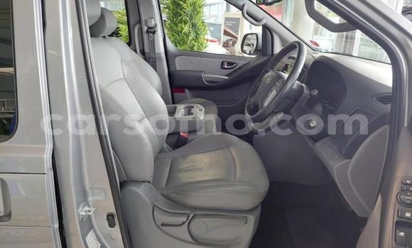 Buy Used Hyundai H1 Silver Car in Maseru in Maseru Buy Used Hyundai H1 Silver Car in Maseru in Maseru