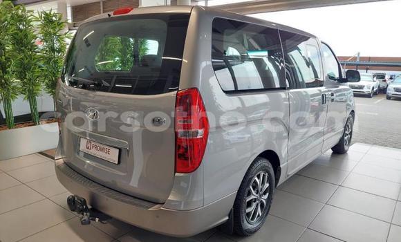 Buy Used Hyundai H1 Silver Car in Maseru in Maseru Buy Used Hyundai H1 Silver Car in Maseru in Maseru