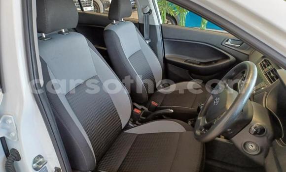 اشتري مستعمل Hyundai i20 White سيارة في Maseru في Maseru اشتري مستعمل Hyundai i20 White سيارة في Maseru في Maseru