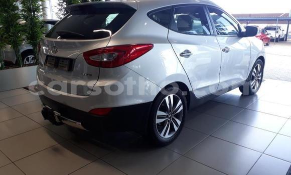 اشتري مستعمل Hyundai ix35 Silver سيارة في Maseru في Maseru اشتري مستعمل Hyundai ix35 Silver سيارة في Maseru في Maseru