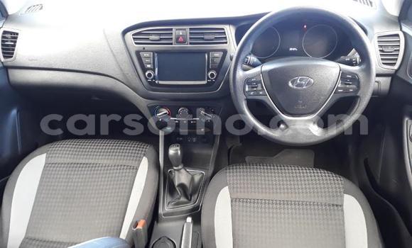 Sayi Na hannu Hyundai i20 Black Mota in Maseru a Maseru Sayi Na hannu Hyundai i20 Black Mota in Maseru a Maseru