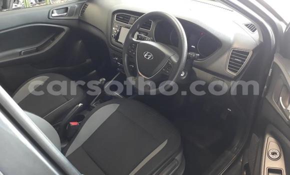 Sayi Na hannu Hyundai i20 Black Mota in Maseru a Maseru Sayi Na hannu Hyundai i20 Black Mota in Maseru a Maseru