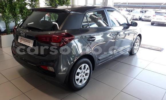 Sayi Na hannu Hyundai i20 Black Mota in Maseru a Maseru Sayi Na hannu Hyundai i20 Black Mota in Maseru a Maseru