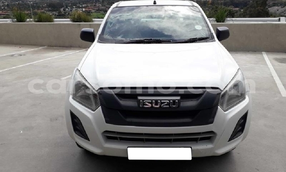 Acheter Occasion Voiture Isuzu KB Blanc à Maseru, Maseru Acheter Occasion Voiture Isuzu KB Blanc à Maseru, Maseru