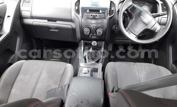 Acheter Occasion Voiture Isuzu KB Blanc à Maseru, Maseru Acheter Occasion Voiture Isuzu KB Blanc à Maseru, Maseru