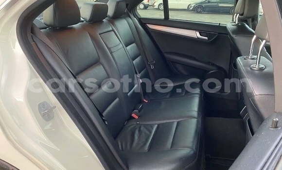 Buy Used Mercedes-Benz C–Class White Car in Thaba–Tseka in Mafeteng Buy Used Mercedes-Benz C–Class White Car in Thaba–Tseka in Mafeteng