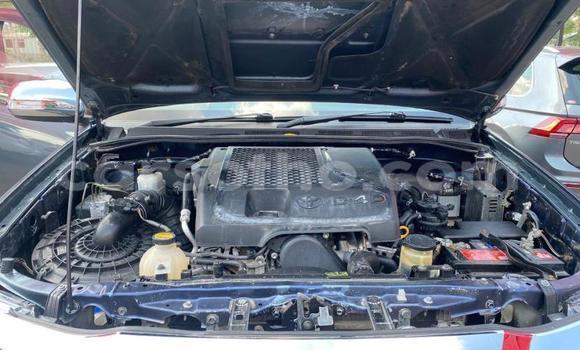 Sayi Na hannu Toyota Hilux Beige Mota in Maputsoa a Leribe Sayi Na hannu Toyota Hilux Beige Mota in Maputsoa a Leribe