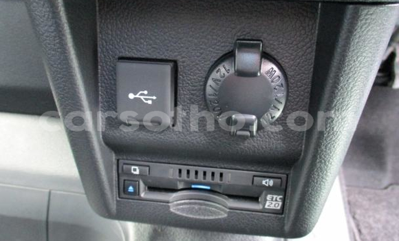 Sayi Na hannu Toyota Grand HiAce Black Mota in Butha–Buthe a Thaba-Tseka Sayi Na hannu Toyota Grand HiAce Black Mota in Butha–Buthe a Thaba-Tseka