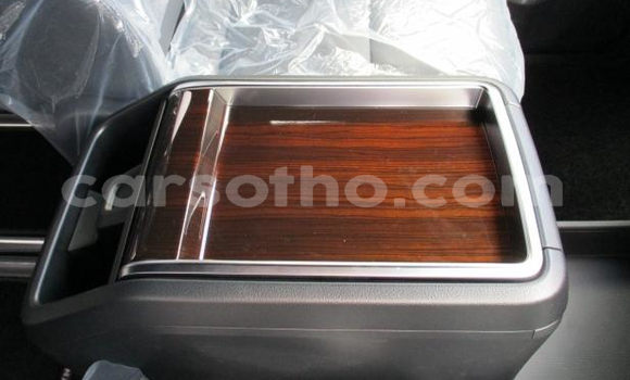 Sayi Na hannu Toyota Grand HiAce Black Mota in Butha–Buthe a Thaba-Tseka Sayi Na hannu Toyota Grand HiAce Black Mota in Butha–Buthe a Thaba-Tseka