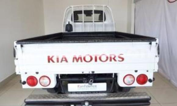 Buy Used Kia K7 White Car in Maseru in Maseru Buy Used Kia K7 White Car in Maseru in Maseru