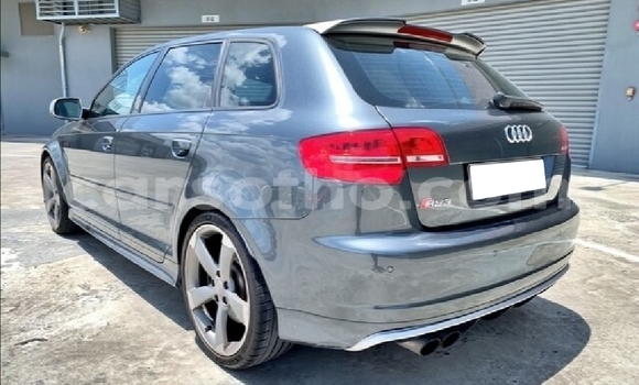 Acheter Occasion Voiture Audi RS3 Gris à Teyateyaneng, Berea Acheter Occasion Voiture Audi RS3 Gris à Teyateyaneng, Berea