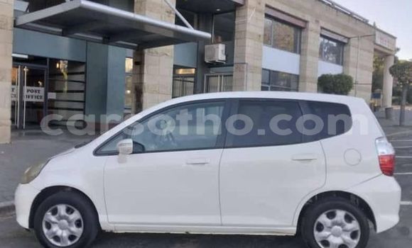 Buy Used Honda FIT White Car in Maseru in Maseru Buy Used Honda FIT White Car in Maseru in Maseru