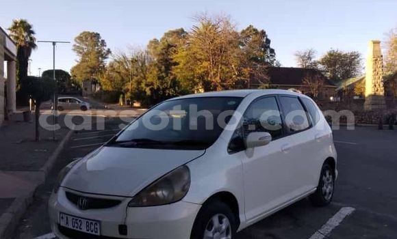 Buy Used Honda FIT White Car in Maseru in Maseru Buy Used Honda FIT White Car in Maseru in Maseru