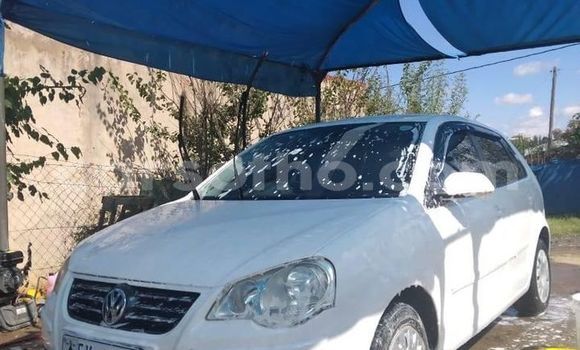 Buy Used Volkswagen Polo White Car in Maseru in Maseru Buy Used Volkswagen Polo White Car in Maseru in Maseru