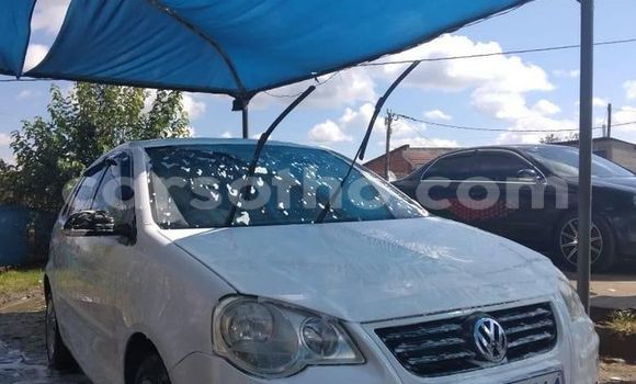 Buy Used Volkswagen Polo White Car in Maseru in Maseru Buy Used Volkswagen Polo White Car in Maseru in Maseru