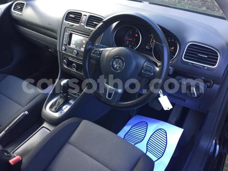 Big with watermark 2011 volkswagengolf 1.6 tdi match dsg 5dr 4