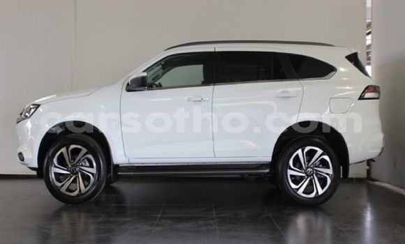 اشتري مستعمل Isuzu MU-X White سيارة في Butha Buthe في Butha-Buthe اشتري مستعمل Isuzu MU-X White سيارة في Butha Buthe في Butha-Buthe