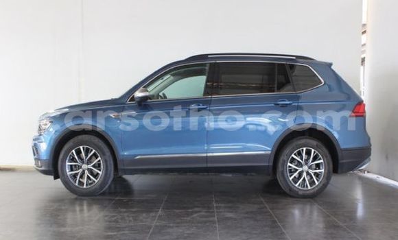 Buy Used Volkswagen Tiguan Blue Car in Maseru in Maseru Buy Used Volkswagen Tiguan Blue Car in Maseru in Maseru
