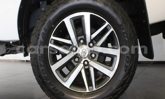 Acheter Occasion Voiture Toyota Hilux Blanc à Butha–Buthe, Thaba-Tseka Acheter Occasion Voiture Toyota Hilux Blanc à Butha–Buthe, Thaba-Tseka