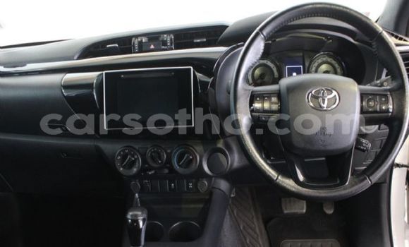 Acheter Occasion Voiture Toyota Hilux Blanc à Butha–Buthe, Thaba-Tseka Acheter Occasion Voiture Toyota Hilux Blanc à Butha–Buthe, Thaba-Tseka