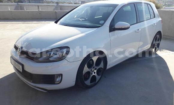 Sayi Na hannu Volkswagen Golf GTI White Mota in Maseru a Maseru Sayi Na hannu Volkswagen Golf GTI White Mota in Maseru a Maseru