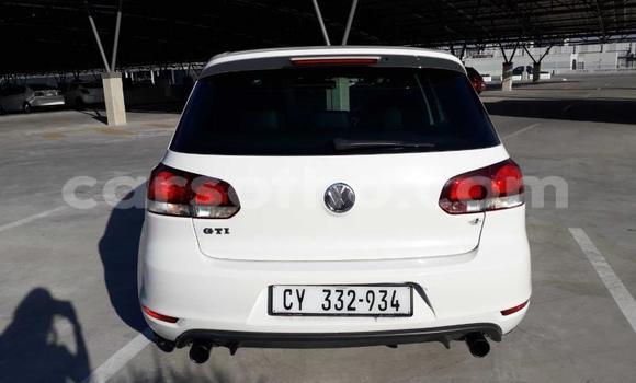 Sayi Na hannu Volkswagen Golf GTI White Mota in Maseru a Maseru Sayi Na hannu Volkswagen Golf GTI White Mota in Maseru a Maseru