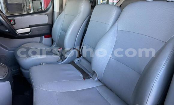 Sayi Na hannu Hyundai H1 White Mota in Maseru a Maseru Sayi Na hannu Hyundai H1 White Mota in Maseru a Maseru