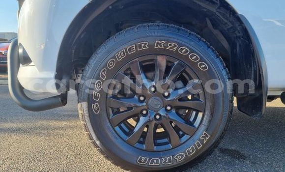 Acheter Occasion Voiture Mazda BT-50 Blanc à Maseru, Maseru Acheter Occasion Voiture Mazda BT-50 Blanc à Maseru, Maseru